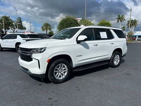Used 2022 Chevrolet Tahoe LS RWD image 3
