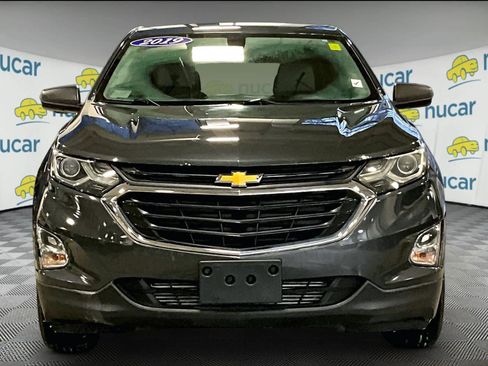 Used 2019 Chevrolet Equinox LS image 2