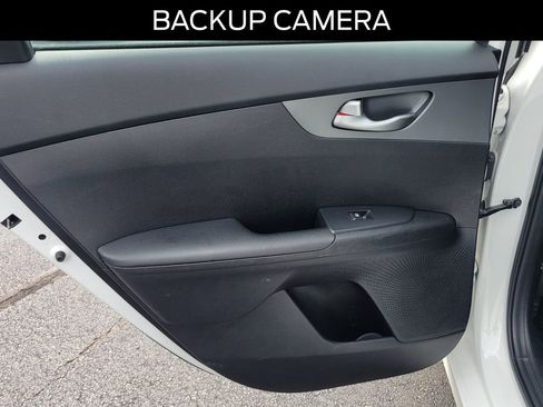 Used 2019 Kia Forte LXS FWD image 11