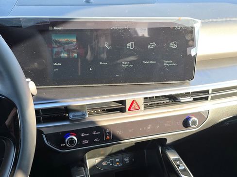 New 2026 Kia Sorento S w/ S Panoramic Sunroof Package image 29