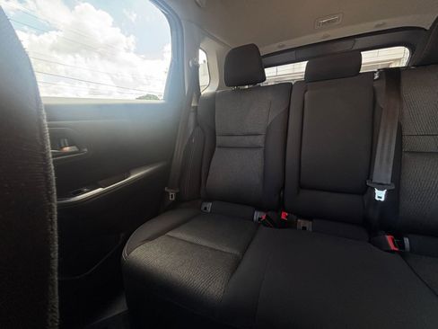 Used 2025 Nissan Rogue SV FWD image 41