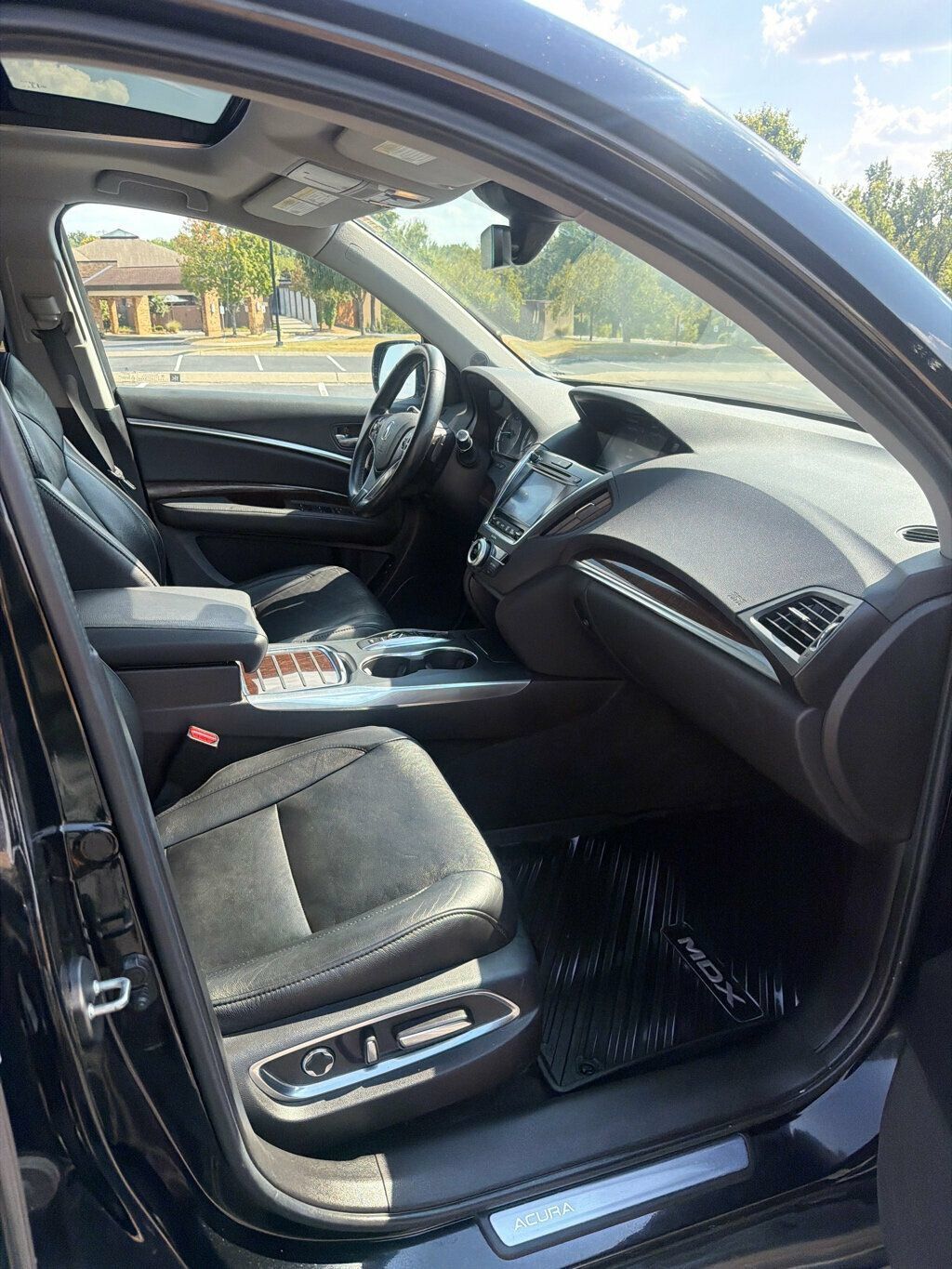 Used 2019 Acura MDX FWD image 12