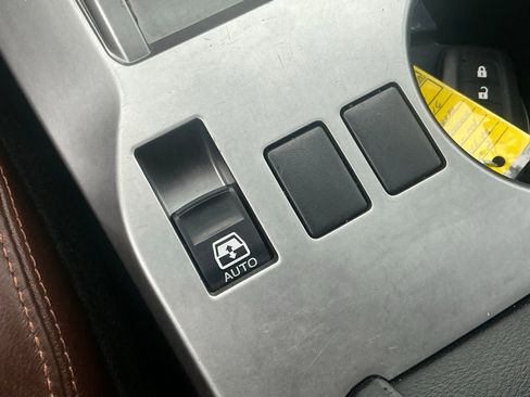 Used 2016 Toyota 4Runner Limited image 44