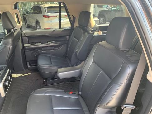Used 2022 Ford Expedition XLT AWD/4WD image 12