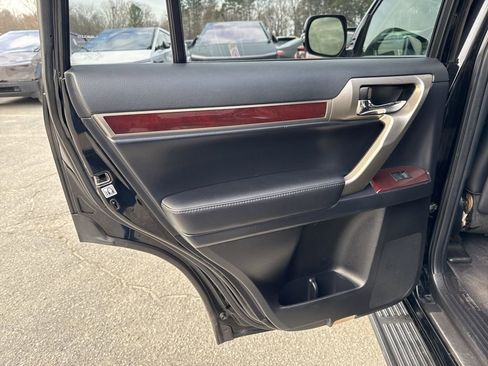 Used 2014 Lexus GX 460 w/ Premium Package image 31