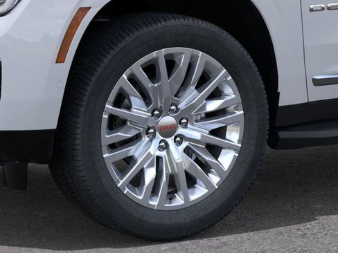 New 2026 GMC Yukon XL Denali w/ Advanced Technology Package RWD image 9