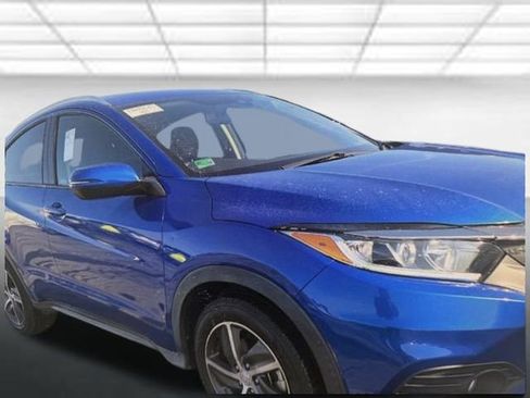 Used 2022 Honda HR-V EX image 1