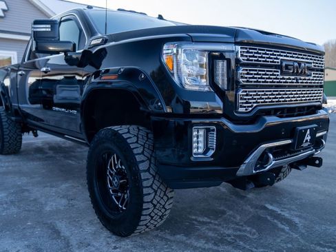 Used 2020 GMC Sierra 2500 Denali w/ Denali Ultimate Package image 9
