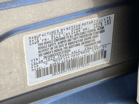 Certified 2025 Nissan Sentra SV FWD image 34