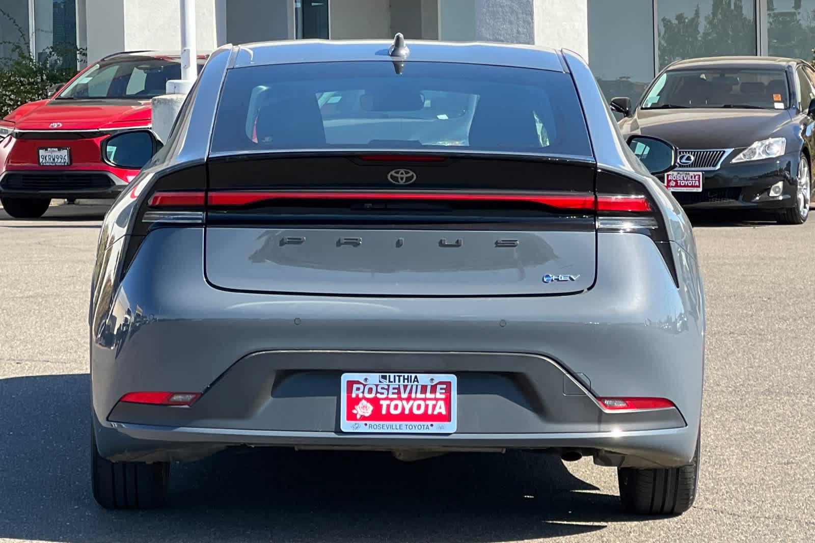 Certified 2023 Toyota Prius LE FWD image 8