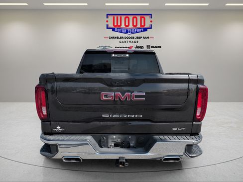 Used 2022 GMC Sierra 1500 SLT w/ SLT Premium Package AWD/4WD image 4