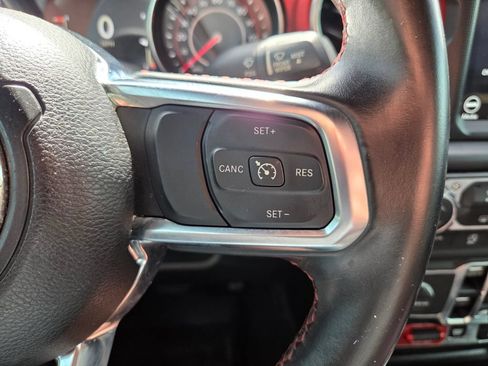 Used 2018 Jeep Wrangler Unlimited Rubicon AWD/4WD image 33