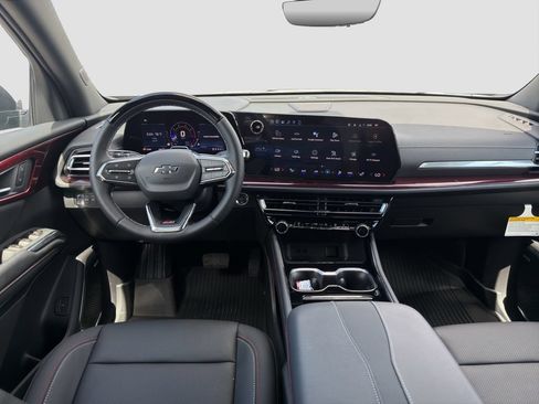 New 2026 Chevrolet Traverse Z71 w/ Enhanced Driving Package AWD/4WD image 14