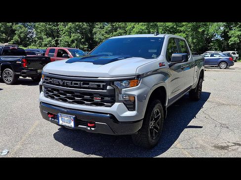 Certified 2025 Chevrolet Silverado 1500 Custom Trail Boss AWD/4WD image 4