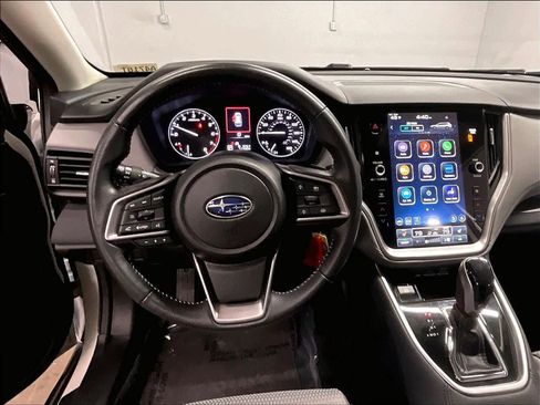 Used 2025 Subaru Outback Premium image 8
