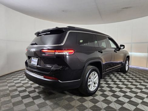 Used 2023 Jeep Grand Cherokee L Laredo AWD/4WD image 7