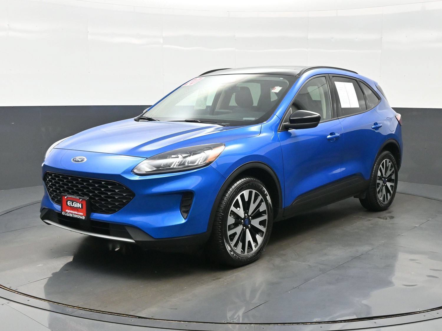 Used 2020 Ford Escape SE Sport AWD/4WD image 2