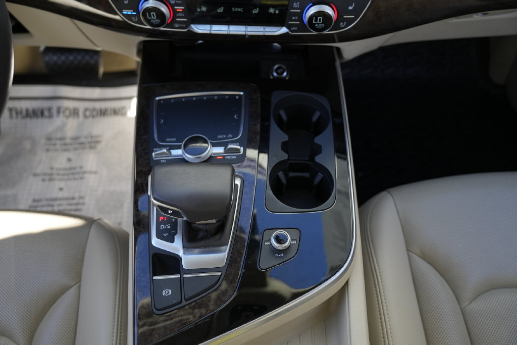 Used 2019 Audi Q7 3.0T Prestige w/ Prestige Package AWD/4WD image 49