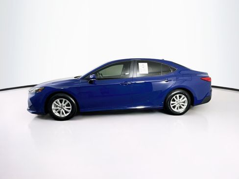 Used 2025 Toyota Camry LE FWD image 4