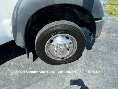 Used 2012 Ford F550 2WD Regular Cab Super Duty w/ Payload Upgrade Pkg image 17