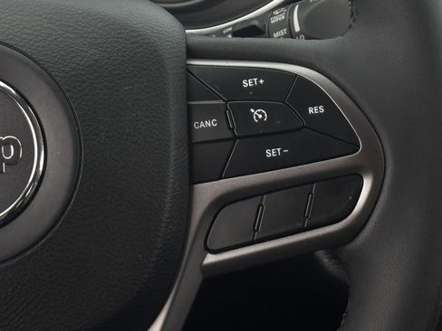 Used 2022 Jeep Cherokee Latitude Lux image 15