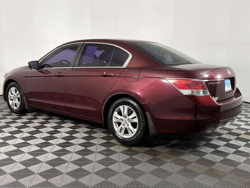 Used 2009 Honda Accord LX-P image 2