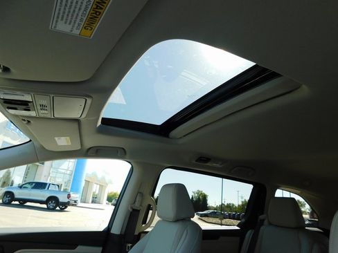 New 2026 Honda Odyssey EX-L image 12