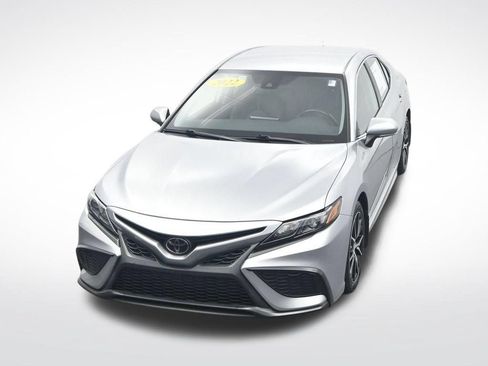 Used 2022 Toyota Camry SE FWD image 30