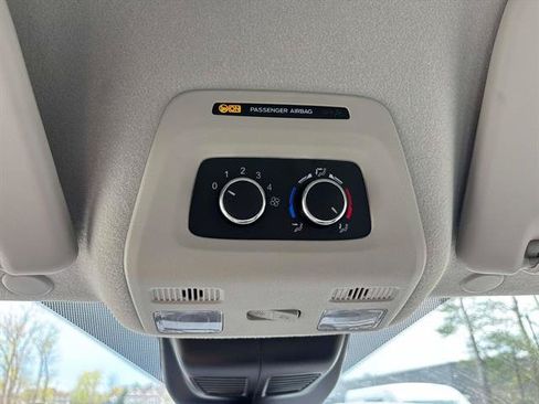 New 2025 Ford Transit 350 148 Medium Roof RWD image 24