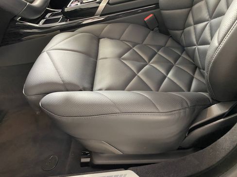 Certified 2024 BMW 740i xDrive image 13