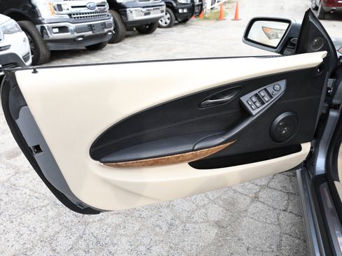 Used 2007 BMW 650i Convertible image 16