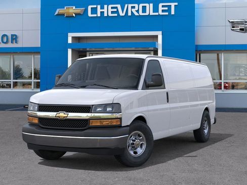 New 2026 Chevrolet Express 3500 Extended RWD image 6