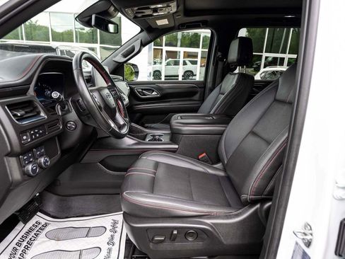 Used 2024 Chevrolet Tahoe RST w/ Luxury Package AWD/4WD image 25