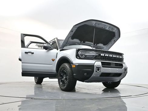 New 2026 Ford Bronco Sport Badlands AWD/4WD image 35