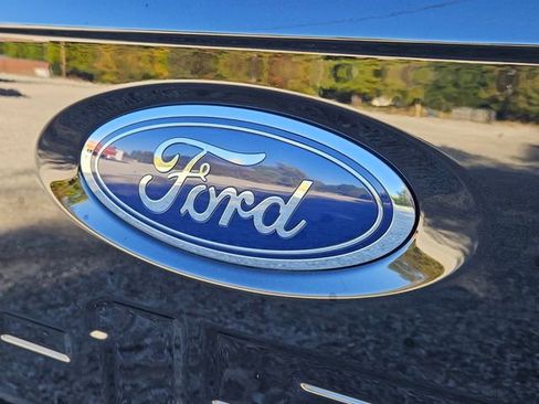 Used 2022 Ford F150 XLT image 14