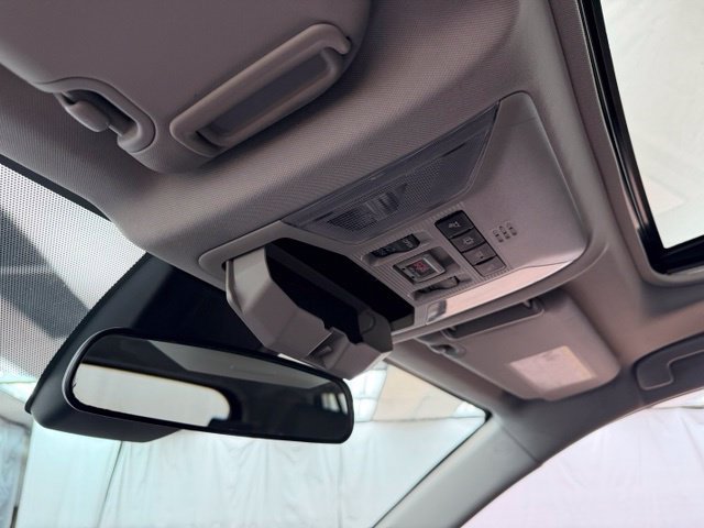 Used 2019 Toyota RAV4 XLE FWD image 28
