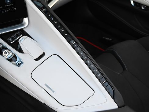 Used 2022 Chevrolet Corvette Stingray Premium Conv w/ Z51 Performance Package RWD image 36