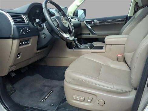 Certified 2023 Lexus GX 460 Premium image 16