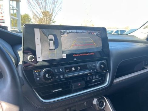 Used 2024 Toyota Grand Highlander Platinum image 24