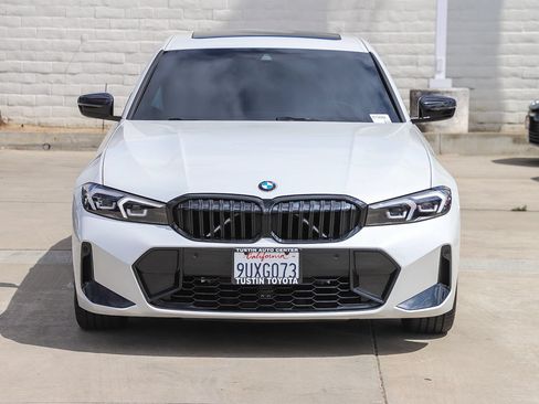 Used 2025 BMW 330i Sedan RWD image 2