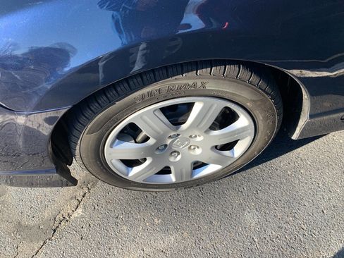 Used 2010 Honda Civic LX image 12