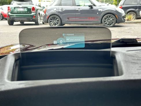 Certified 2025 MINI Cooper 2-Door Hardtop image 17