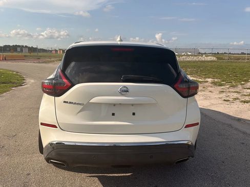 Used 2020 Nissan Murano S w/ Technology Package FWD image 4