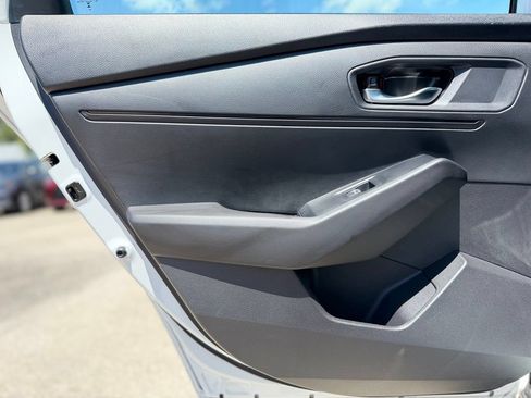 Used 2023 Honda Accord EX image 19