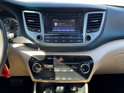 Used 2017 Hyundai Tucson Eco image 6