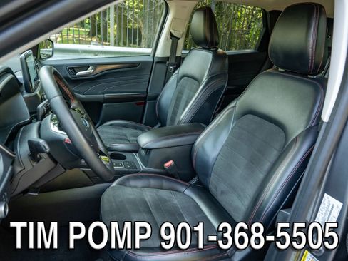 Used 2022 Ford Escape SEL w/ SEL Stealth AWD Package image 11