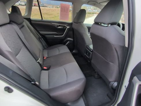 Used 2023 Toyota RAV4 XLE image 31