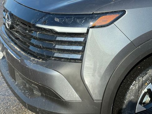 New 2026 Nissan Kicks SV image 9