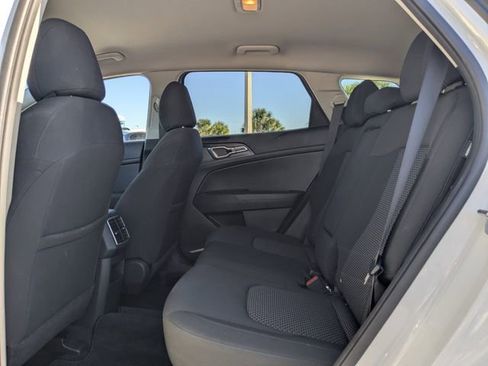 Certified 2024 Kia Sportage LX image 17
