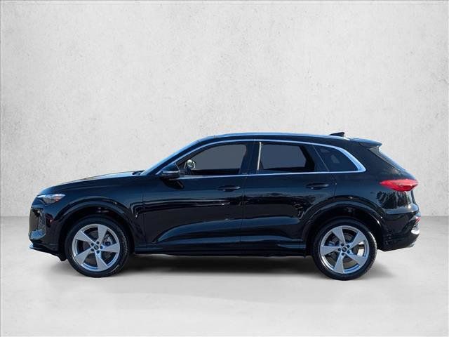 New 2025 Audi Q5 Premium AWD/4WD image 8